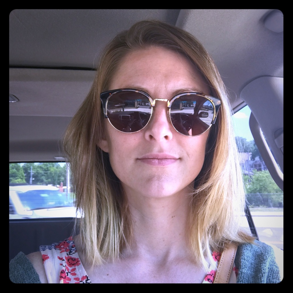 Meet your Posher, Megan